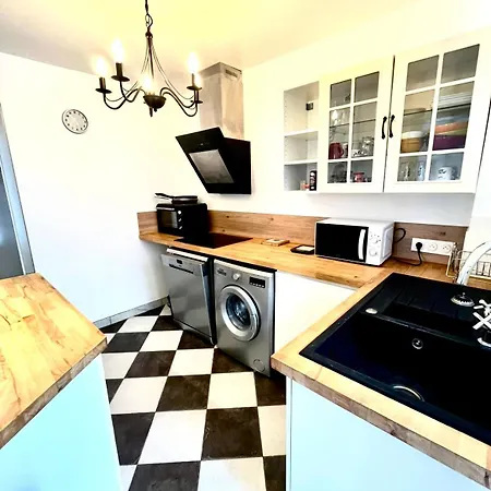 Apartmán Le Cocon- Avec Terrasse A 5 Minutes A Pied De La *