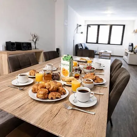 Le Cocon- Avec Terrasse A 5 Minutes A Pied De La * لي بورتيل