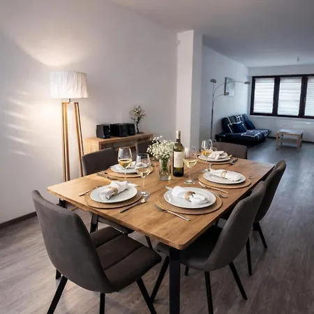 Le Cocon- Avec Terrasse A 5 Minutes A Pied De La *