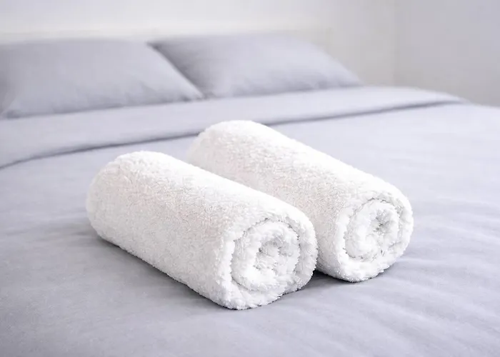 Le Cocon- Avec Terrasse A 5 Minutes A Pied De La